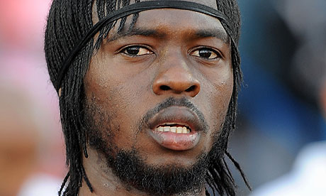 http://static.guim.co.uk/sys-images/Football/Pix/pictures/2011/6/9/1307646240516/Gervinho-Arsenal-Lille-007.jpg