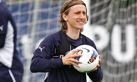 luka modric during tottenham preseason training in south africa
