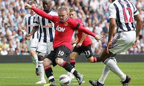Wayne Rooney scores