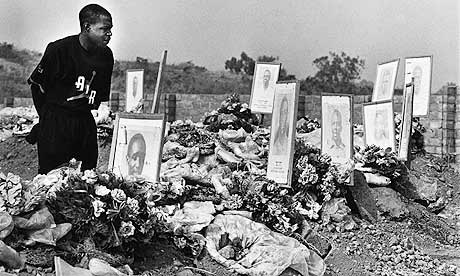 Kalusha Bwalya pays his respects at the graves of his former teammates