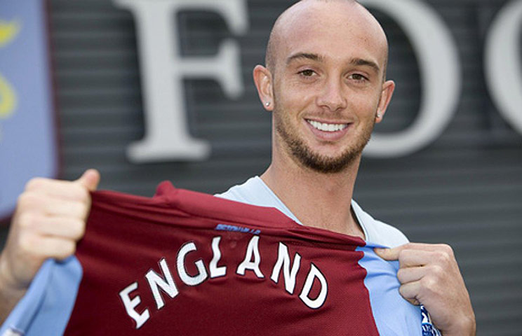 Stephen Ireland: The Gallery: Stephen Ireland