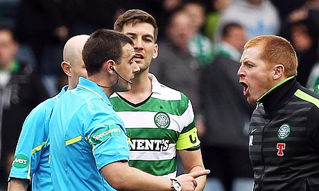 Neil-Lennon-clashes-with--006.jpg