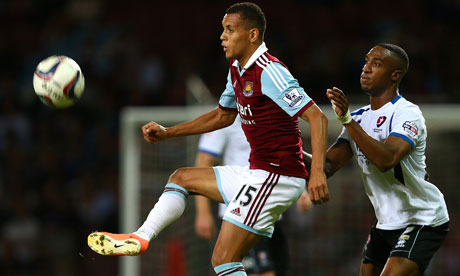 Ravel Morrison of West Ham, left