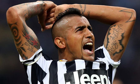 Arturo-Vidal-celebrates-a-008.jpg