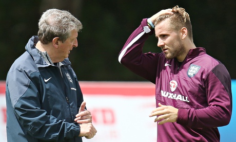 Roy Hodgson with Luke Shaw