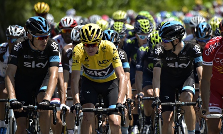 'Riding on the front with the yellow jersey on your wheel is what dreams are made of' - Luke Rowe, l