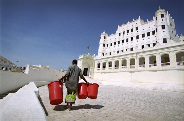 Gallery Yemeni immigrant workers: The Sultan's Palace in Sayun
