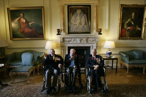 Gallery Eyewitness: Frst world war veterans Bill Stone, Henry Allingham and Harry Patch