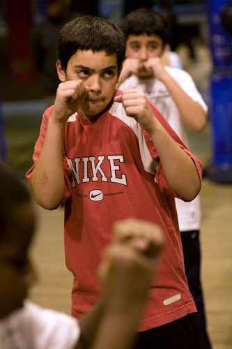 Gallery All Stars Boxing Gym: Young boxers train