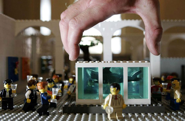 Gallery Lego: Lego version of Damien Hirst's Shark Tank