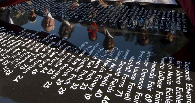 Gallery November 19 2008: Jonestown memorial and memorial wall