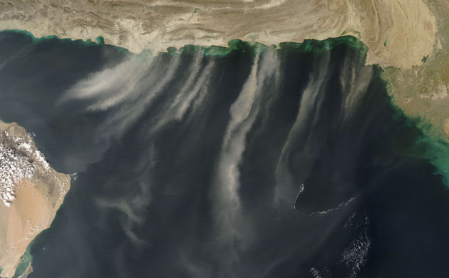 Gallery Satellite views: Satellite view : Dust blew across the Arabian Sea 