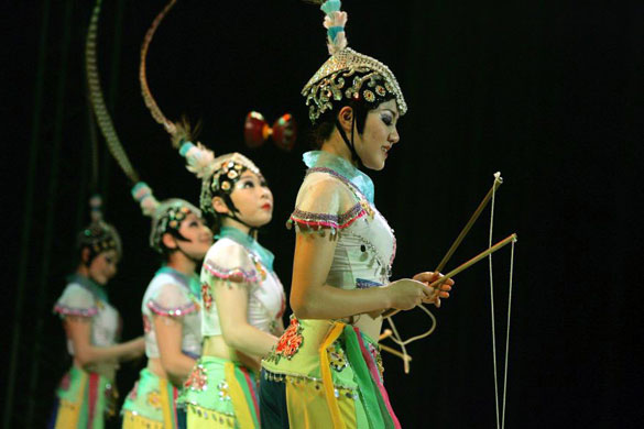 Gallery November 21 2008: Chinese performers of the Tianjin Acrobatic Troupe perform