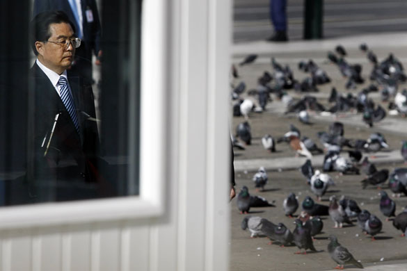 Gallery November 25 2008: Athens, Greeece: Chinese president Hu Jintao attends a ceremony