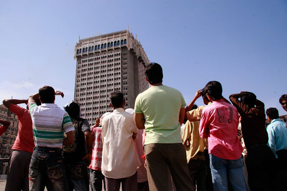 Gallery Mumbai aftermath: Military Take Control Of Scenes Of Mumbai Attacks