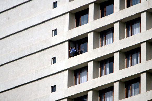 Gallery Mumbai aftermath: A hostage at a window of the Trident Hotel 