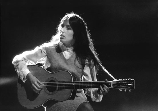 Gallery Katine Auction: Jane Bown Joan Baez