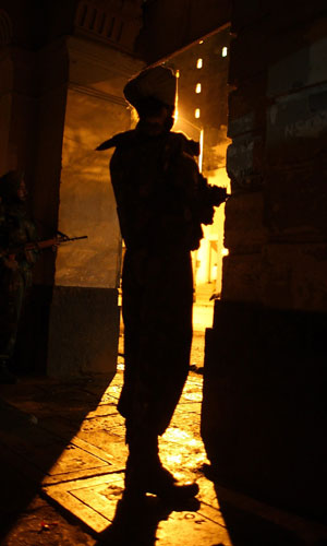 Gallery mumbai update: Mumbai Armed Sieges Enter Final Stages