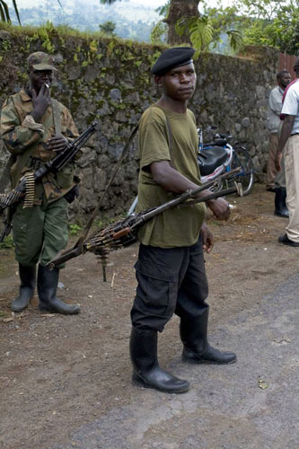Gallery Congo conflict: CNDP fighters in the town of Rugare