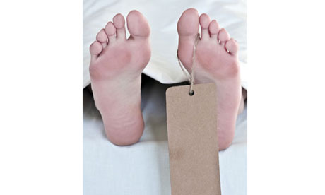 dead body feets with label