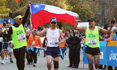 Chilean miner Edison Pena runs the New York marathon 