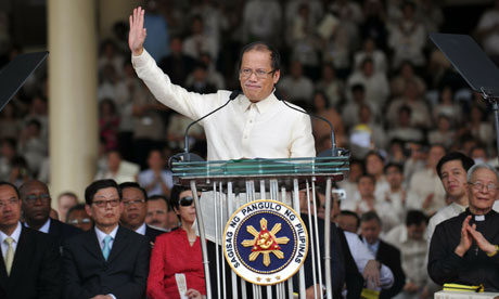 benigno aquino iii. Benigno Aquino III, sworn in