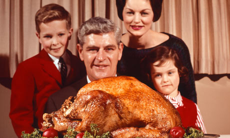 A family celebrates Thank 007 How to have a modern Thanksgiving