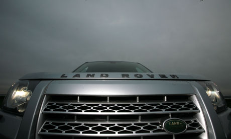 Jaguar Land Rover To Cut 450 Jobs