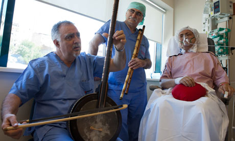 Guardian story photo of doctor-musicians at a hospital in Istanbul