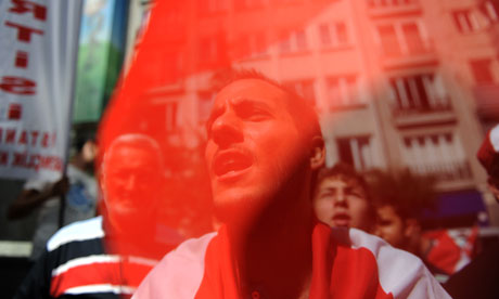 Syrian protesters in Istanbul