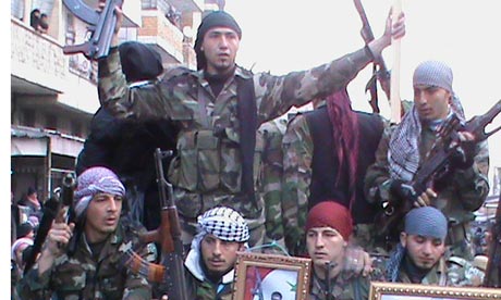 Membros do Exército sírio grátis em Idlib