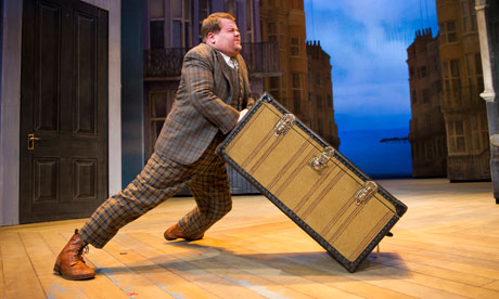 James Corden and the immovable trunk in One Man, Two Guvnors