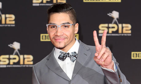 Louis Smith's models his 'Hercule Poirot' look.