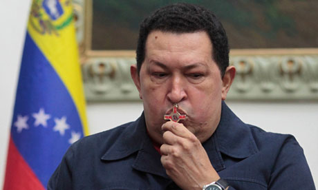 Hugo Chávez suffers from 'new complications' after surgery