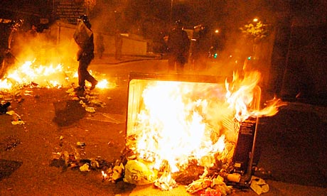 Riots-in-Ealing-005.jpg