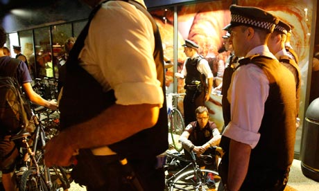 Police arrest critical mass cyclists