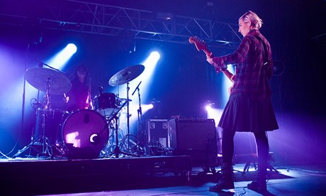 Warpaint performing at Manchester Academy