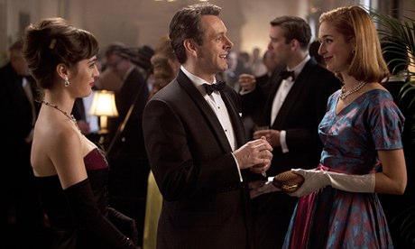 Masters of Sex: Virginia Johnson, William Masters and Libby Masters at a party