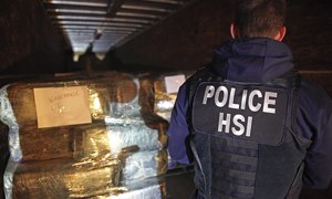US discovers huge hi-tech Mexican drug-smuggling tunnel