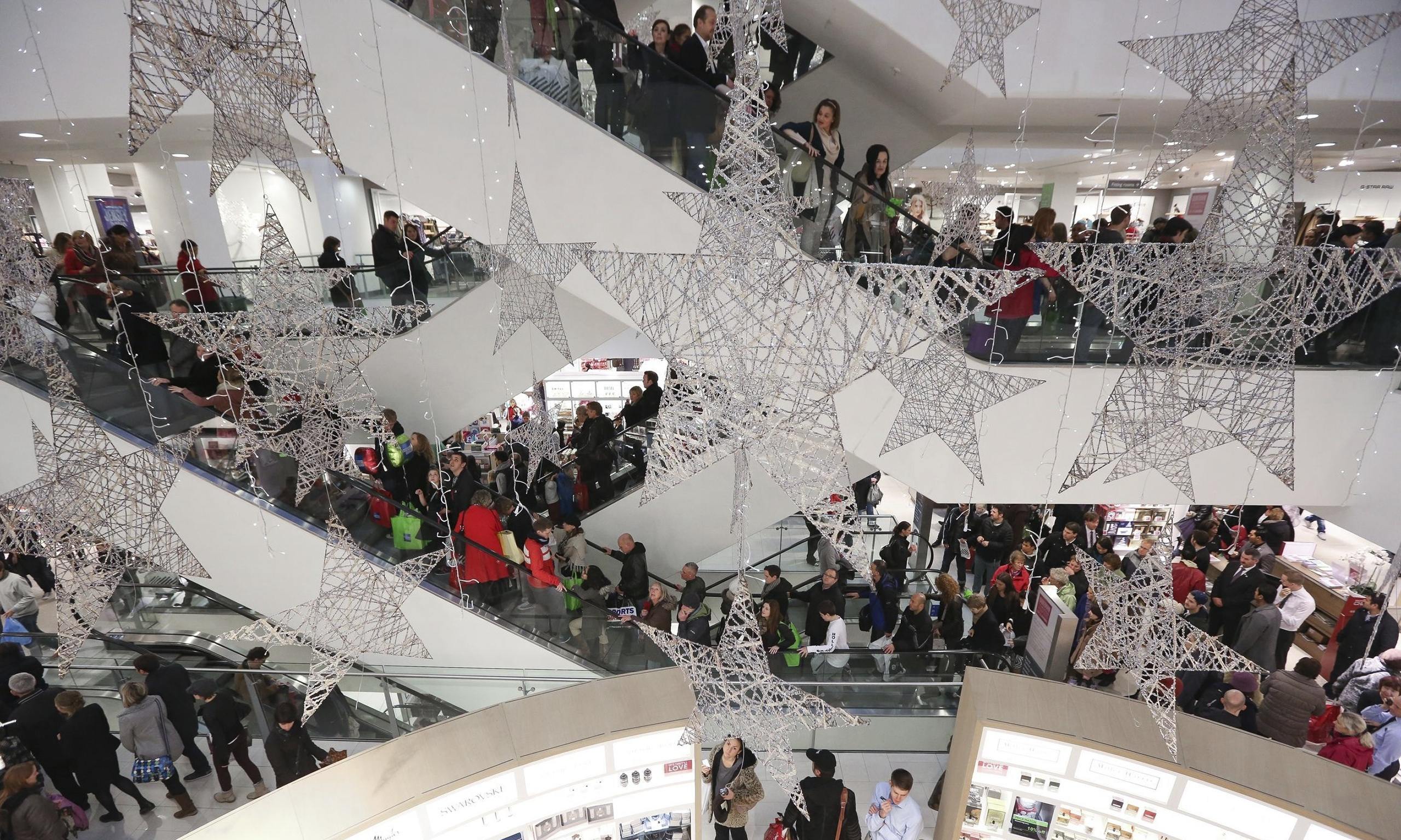 Late Christmas shopping helps John Lewis to record weekly sales | Business | The Guardian