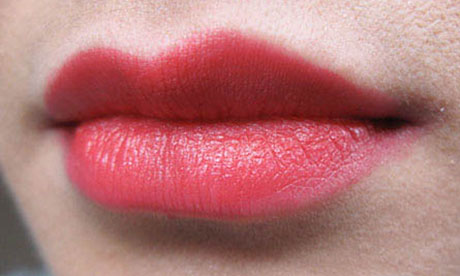 Facegoop: bright lipstick