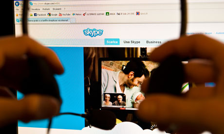 Man chats to family using Skype 