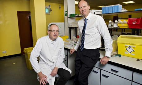 Dr John Sinden and Olav Hellebø of Reneuron in Laboratory