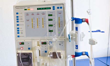 Dialysis machine 