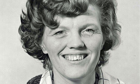 Elisabeth Newson, developmental psychologist