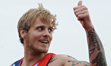 Alex Tate celebrates his win at the Invictus Games