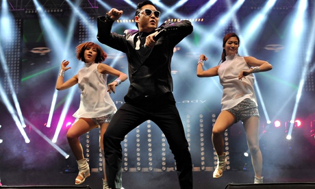 psy performing gangnam style