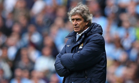 Manchester City's manager Manuel Pellegrini takes his side to face José Mourinho's Chelsea at Stamfo