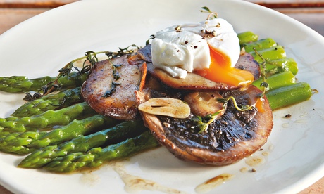 Yotam Ottolenghi's asparagus with mushrooms and poached egg