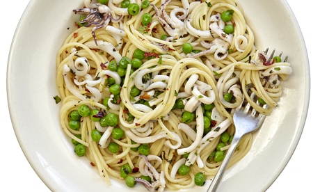 Thomasina Miers' spaghetti with squid, peas and chilli
